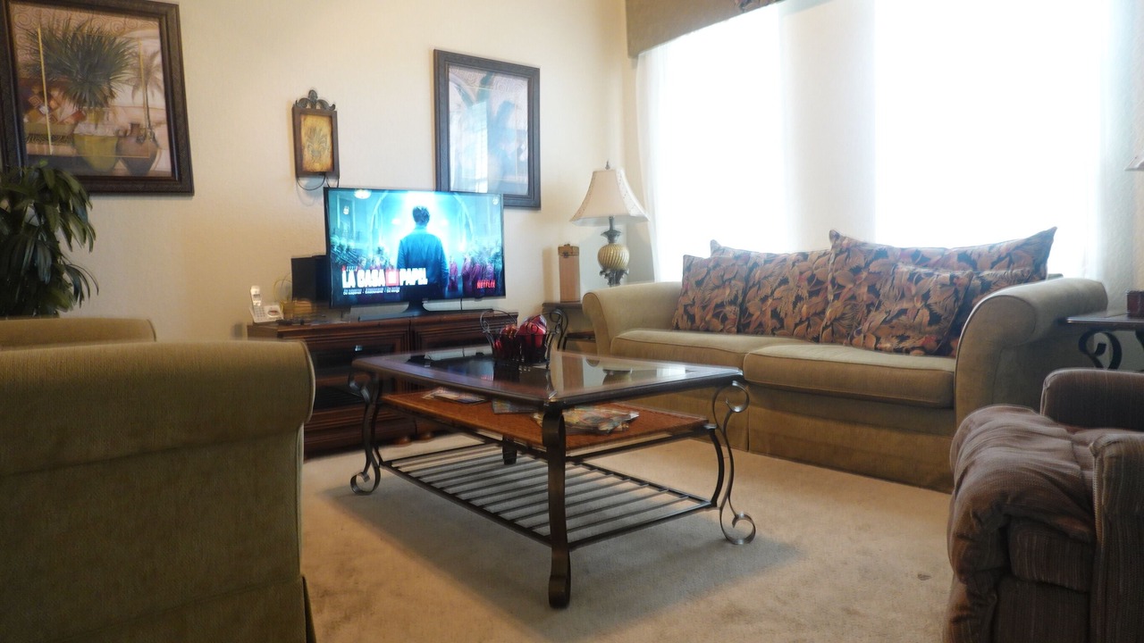 Photo of Livingroom in Trafalgar Village