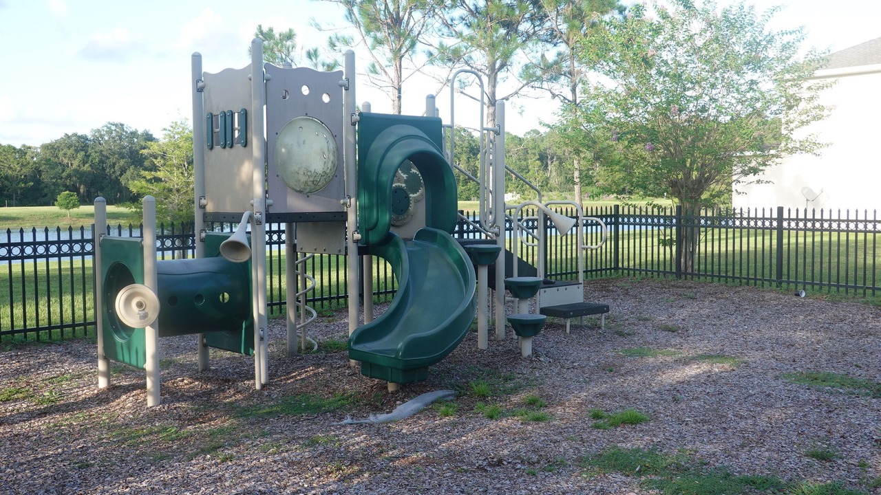 Photo of Outdoor in Trafalgar Village