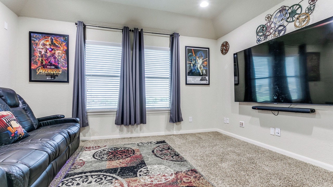 Photo of Livingroom in Converse