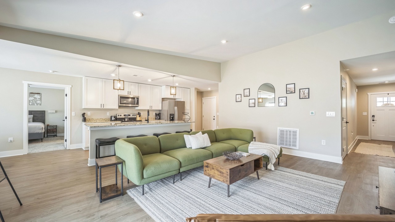 Photo of Bedroom in Acme