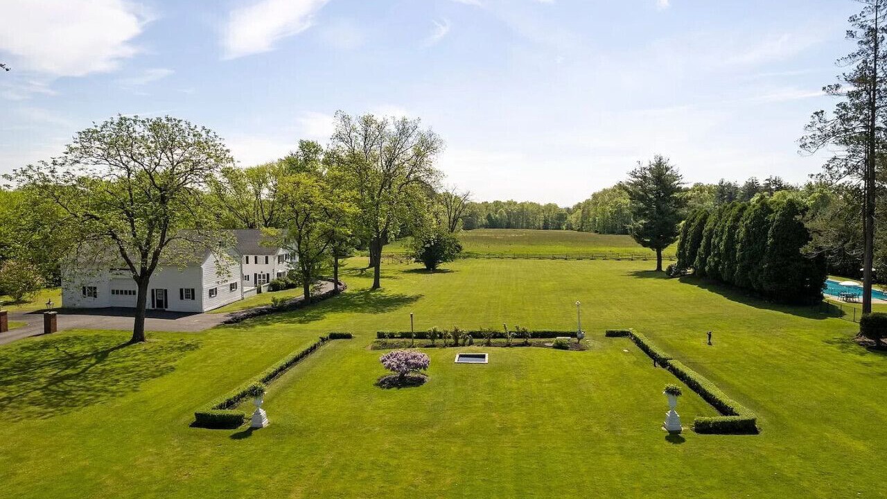 Photo of Outdoor in Suffield