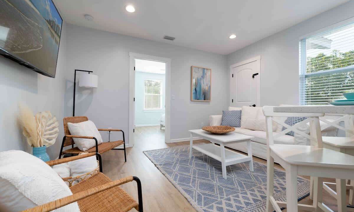 Photo of Others in Neptune Beach