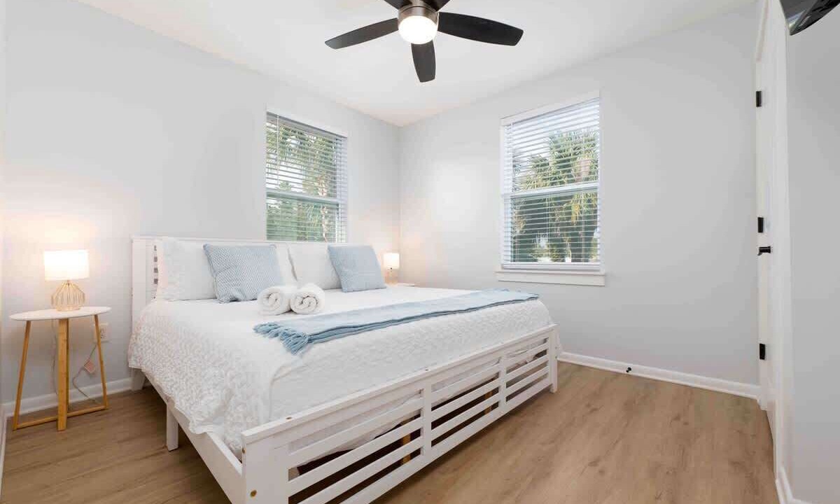 Photo of Others in Neptune Beach