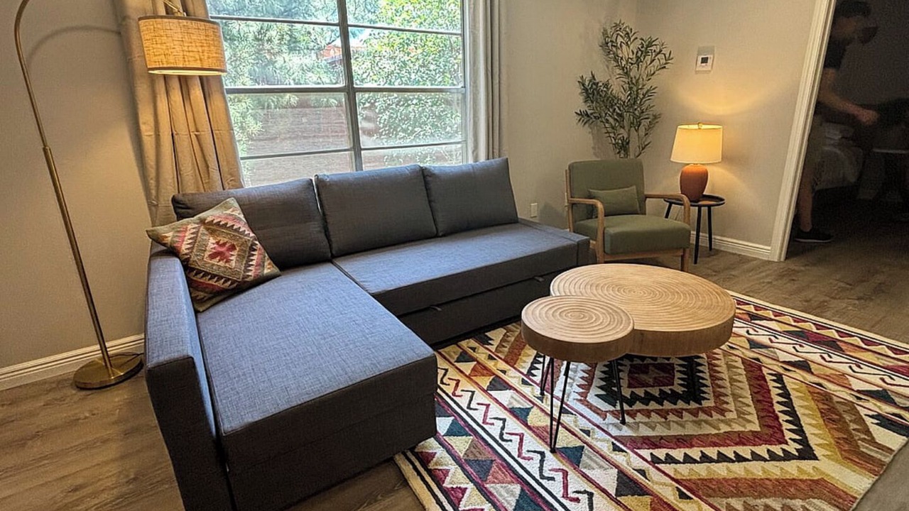 Photo of Livingroom in Victory Hills