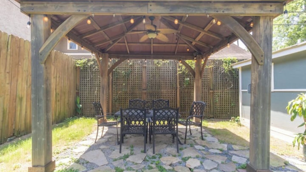 Photo of Outdoor in Central Gardens