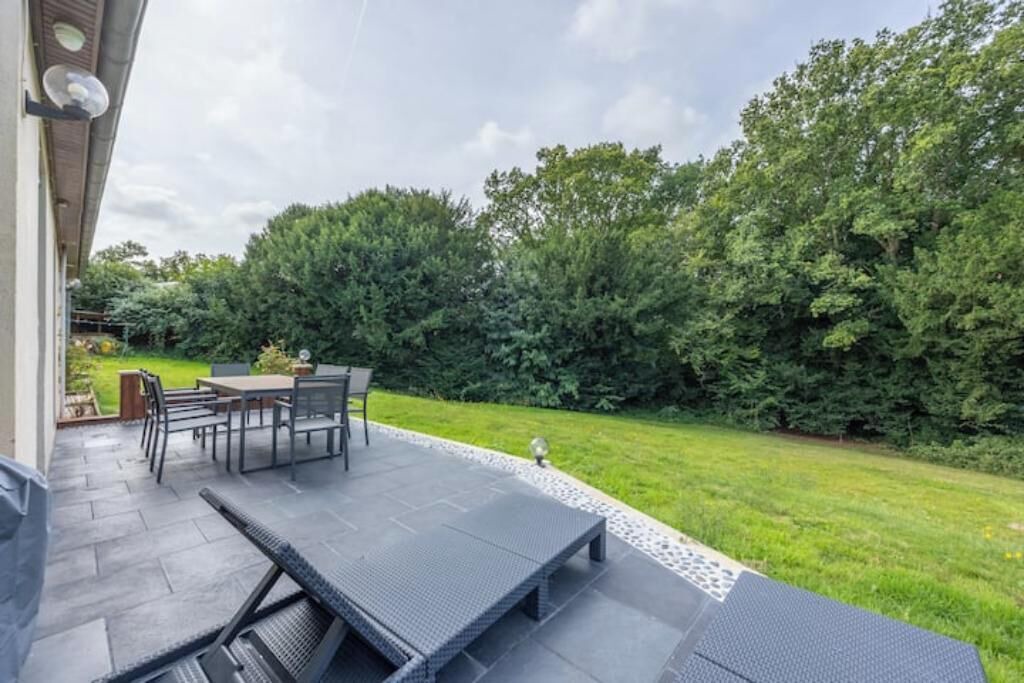 Photo of Outdoor in Ablon