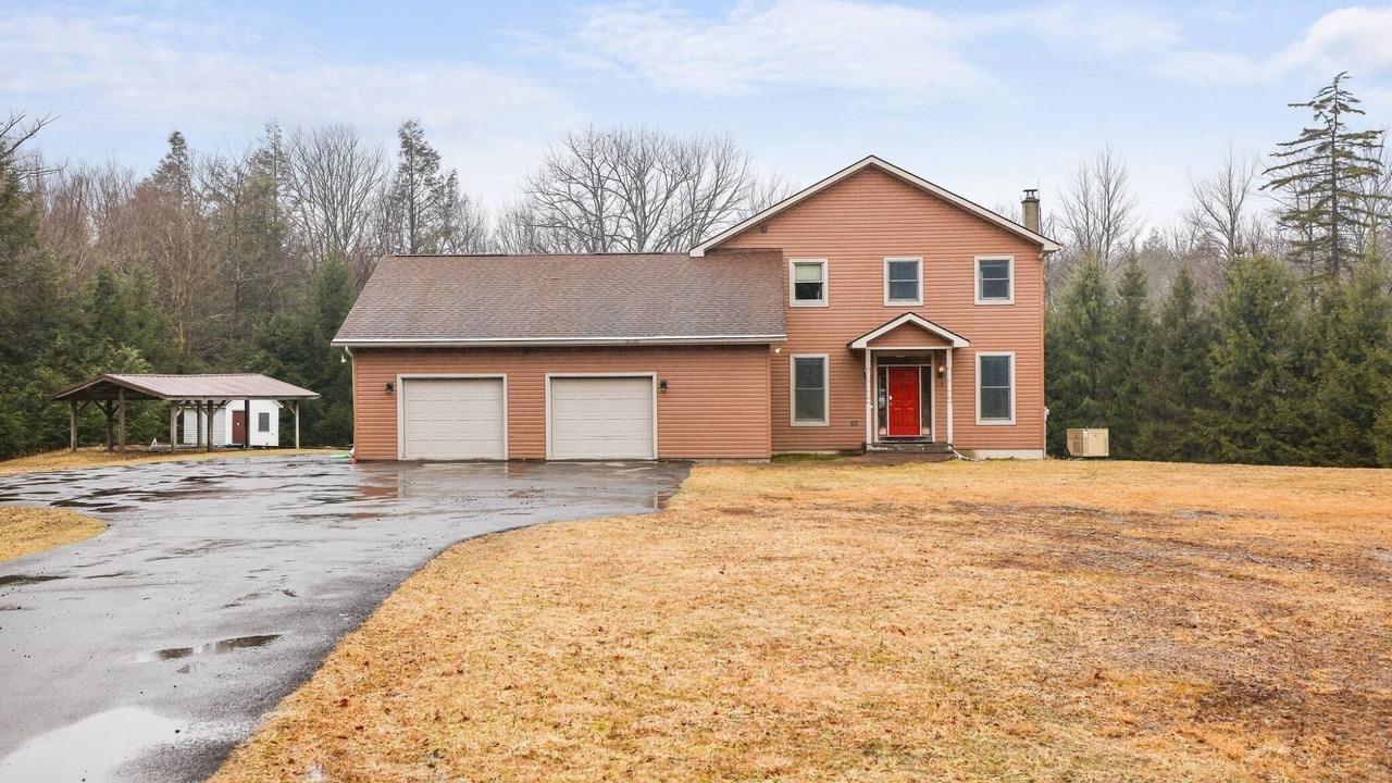 Photo of Outdoor in Canadensis