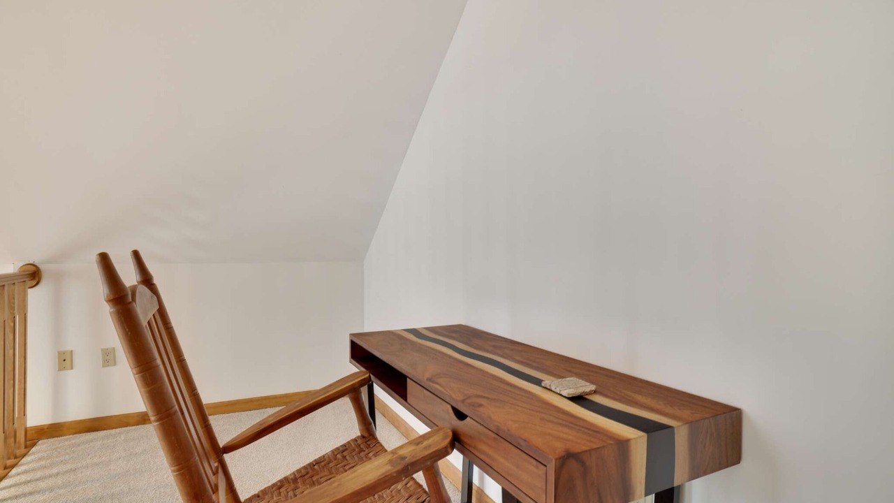 Photo of Others in Canadensis