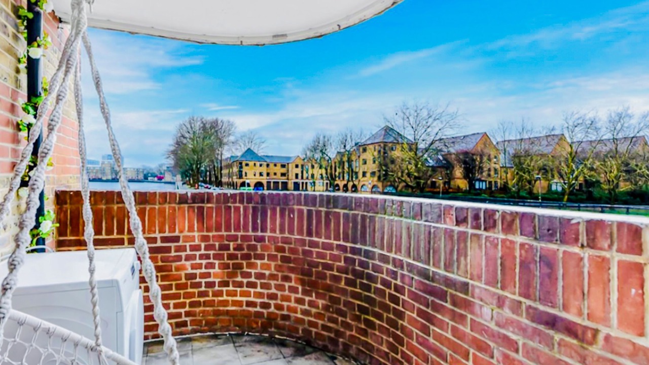 Photo of Outdoor in Surrey Docks