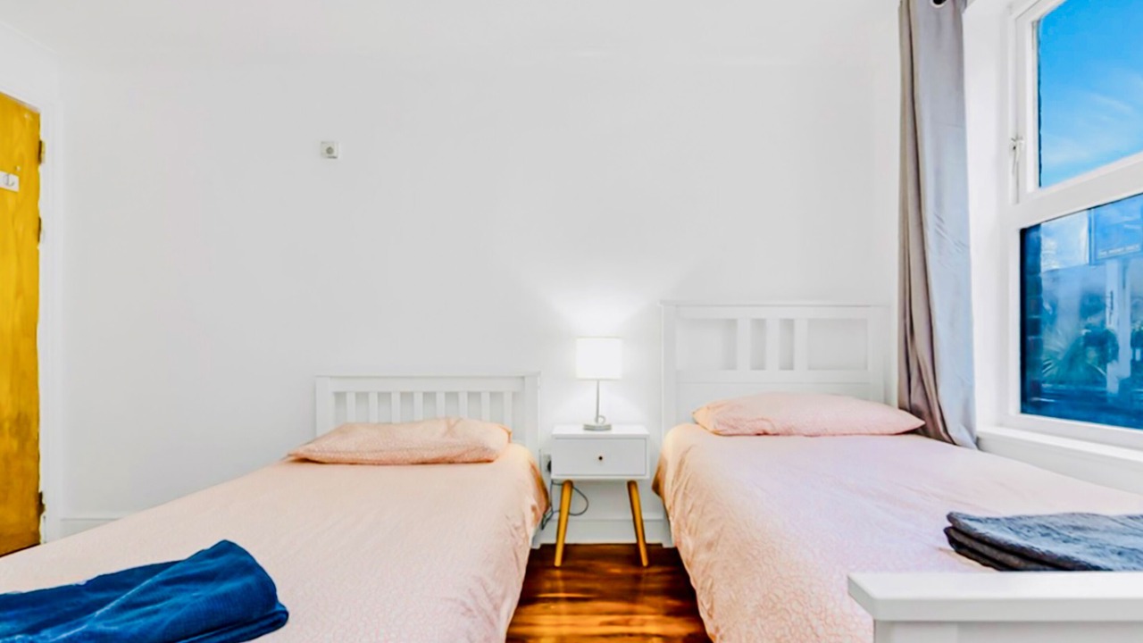 Photo of Others in Surrey Docks