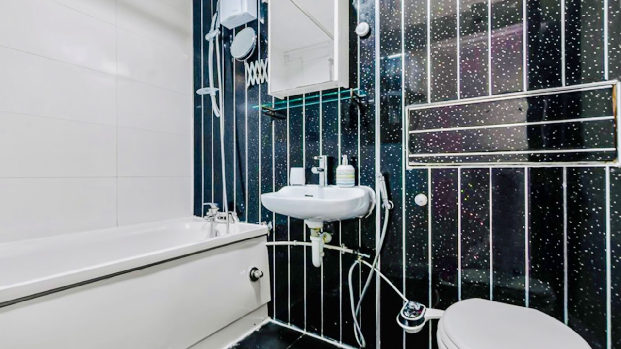 Photo of Others in Surrey Docks