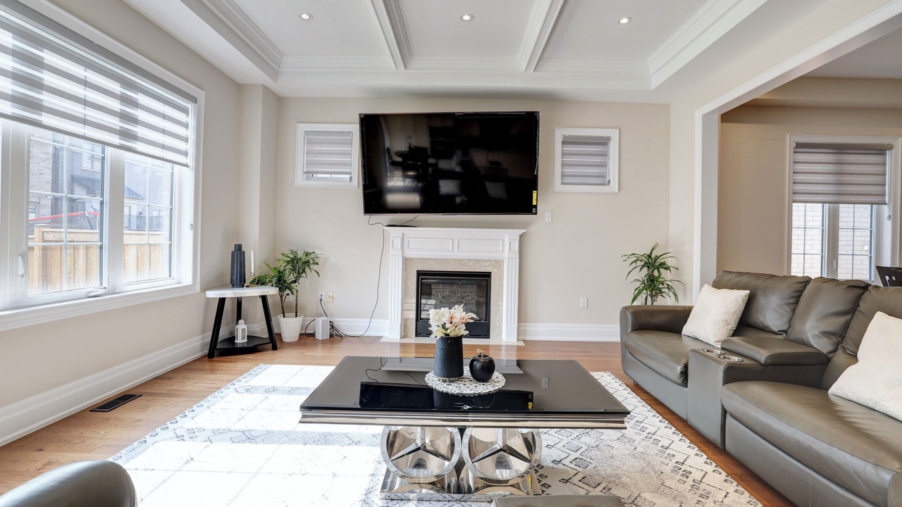 Photo of Livingroom in Brampton