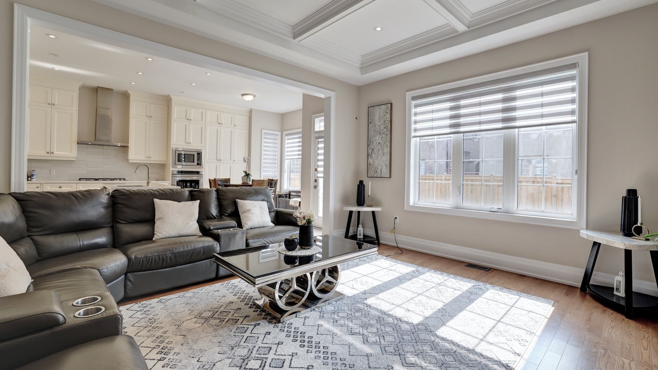 Photo of Livingroom in Brampton