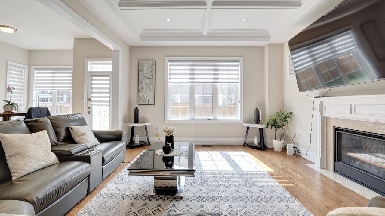 Photo of Livingroom in Brampton