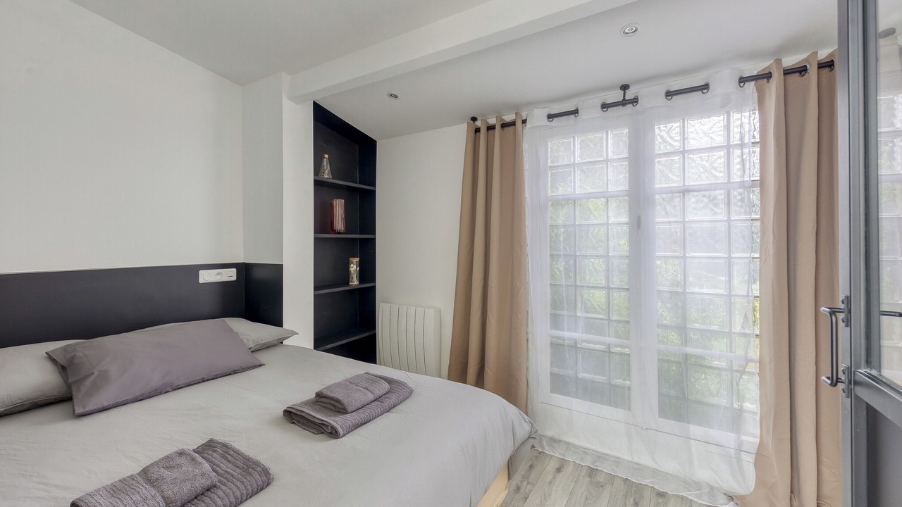 Photo of Others in Palaiseau