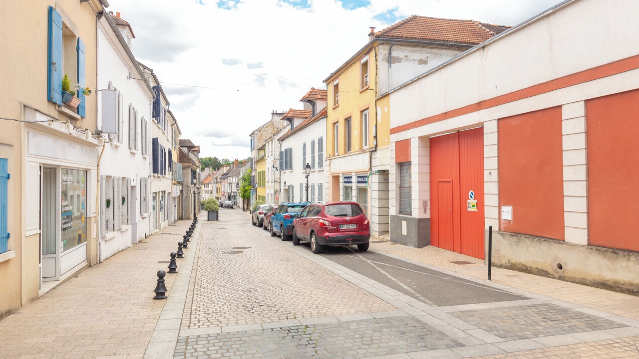 Photo of Others in Palaiseau