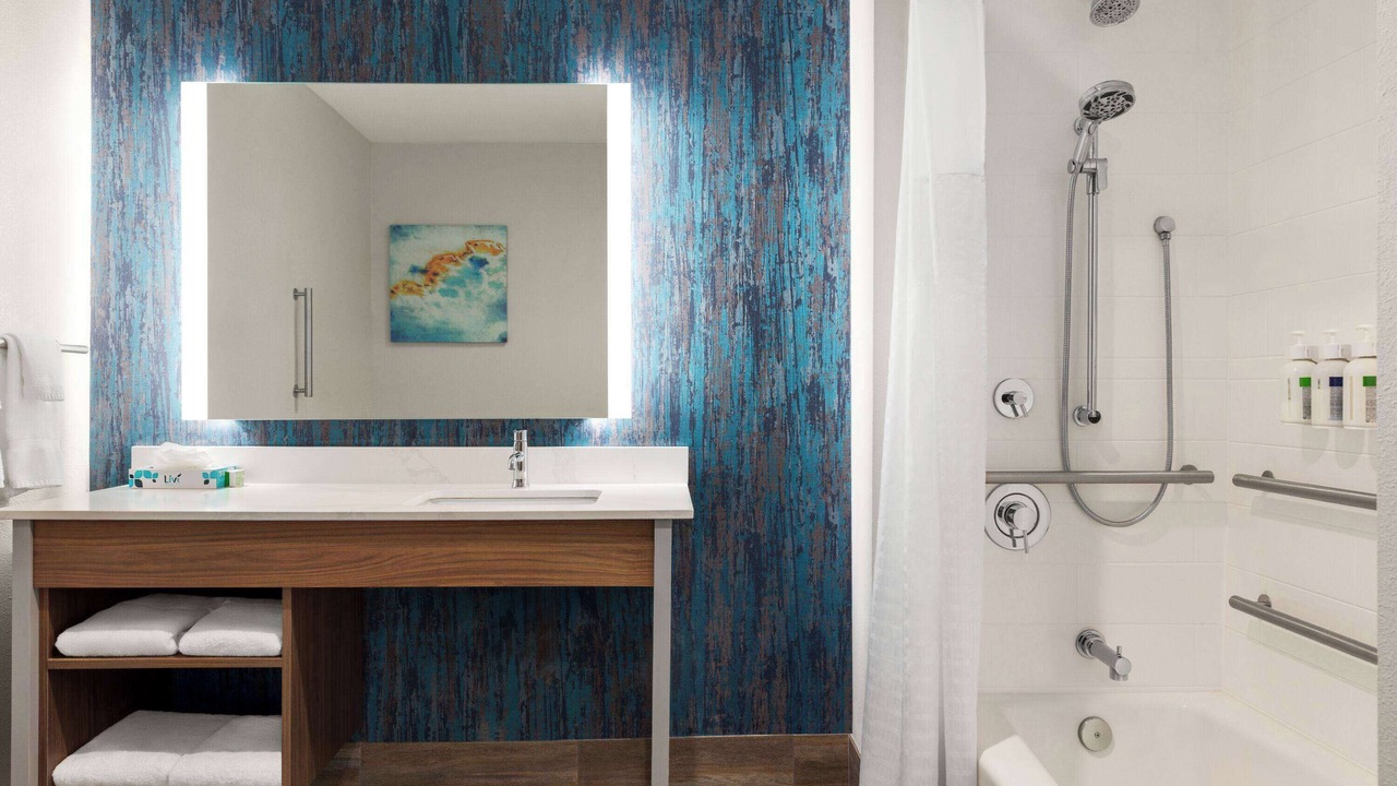 Photo of Bathroom in Capitol District