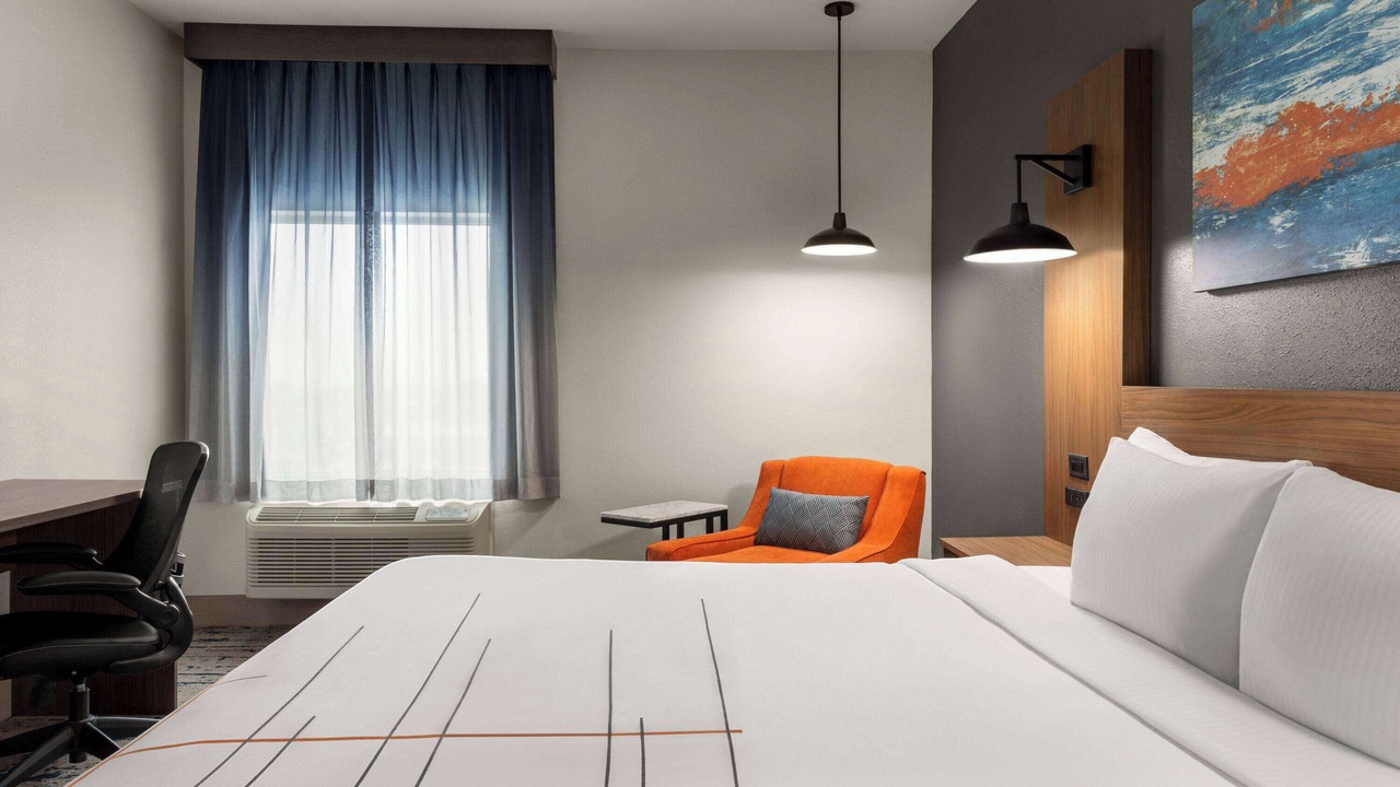 Photo of Bedroom in Capitol District
