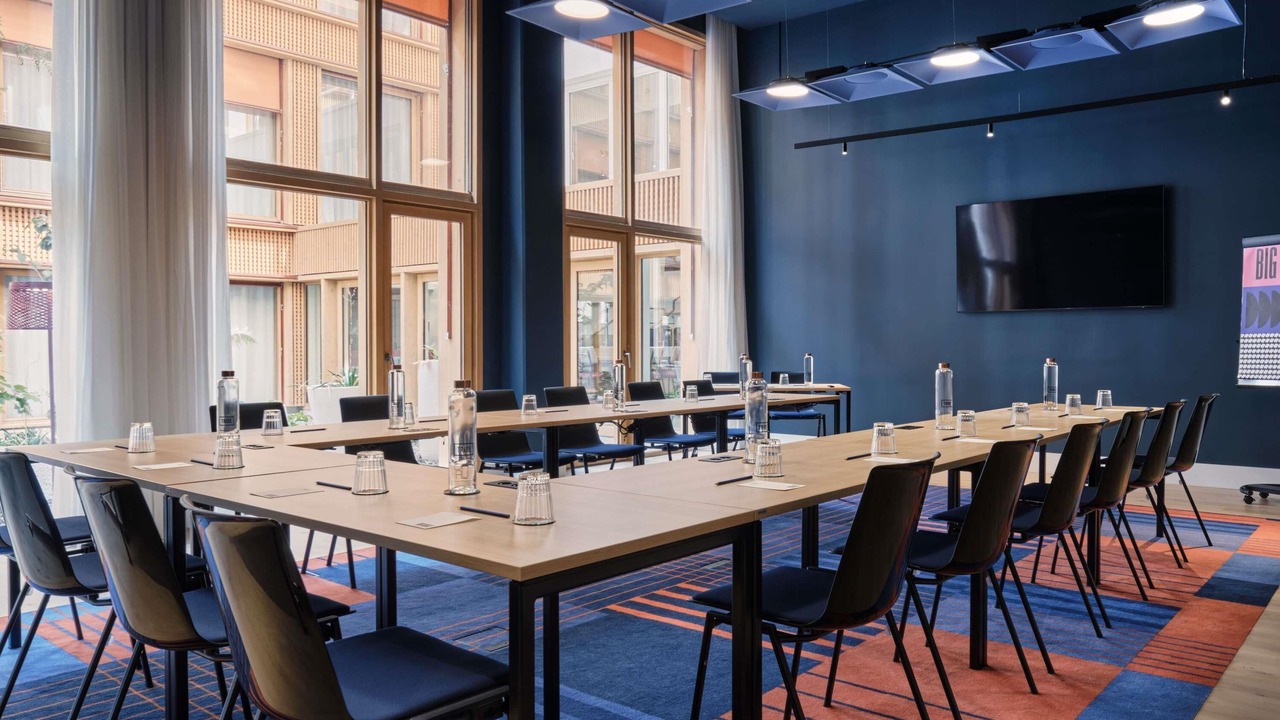 Photo of Others in Pantin