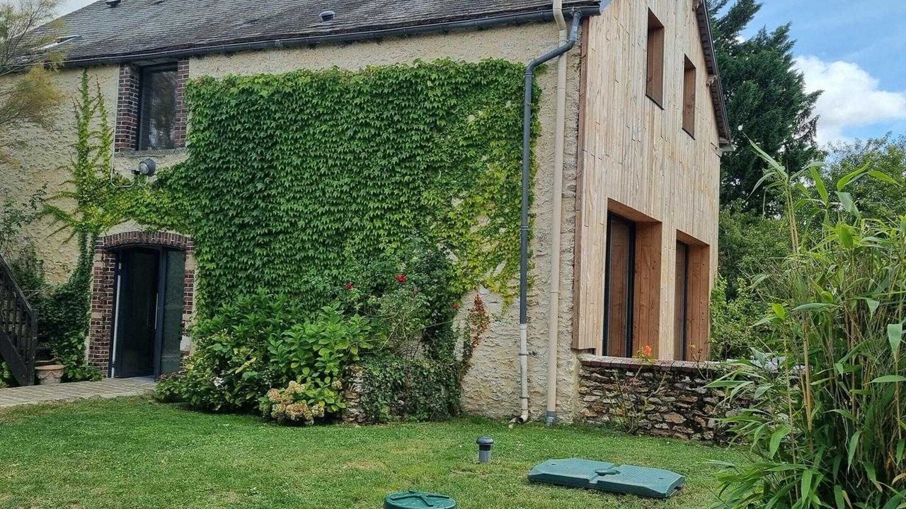 Photo of Outdoor in Paray-Douaville