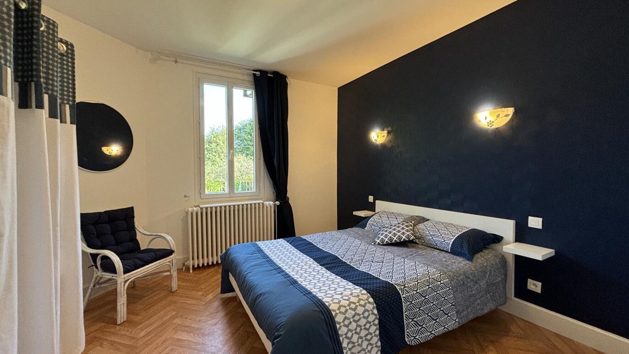 Photo of Others in Diou