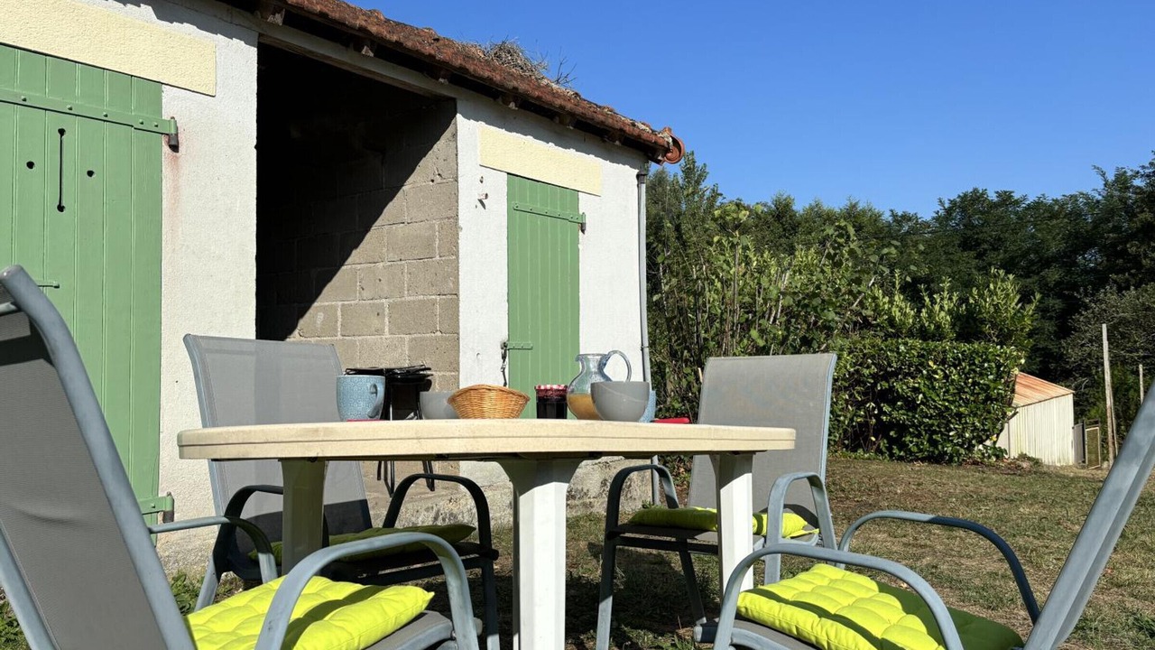 Photo of Outdoor in Diou