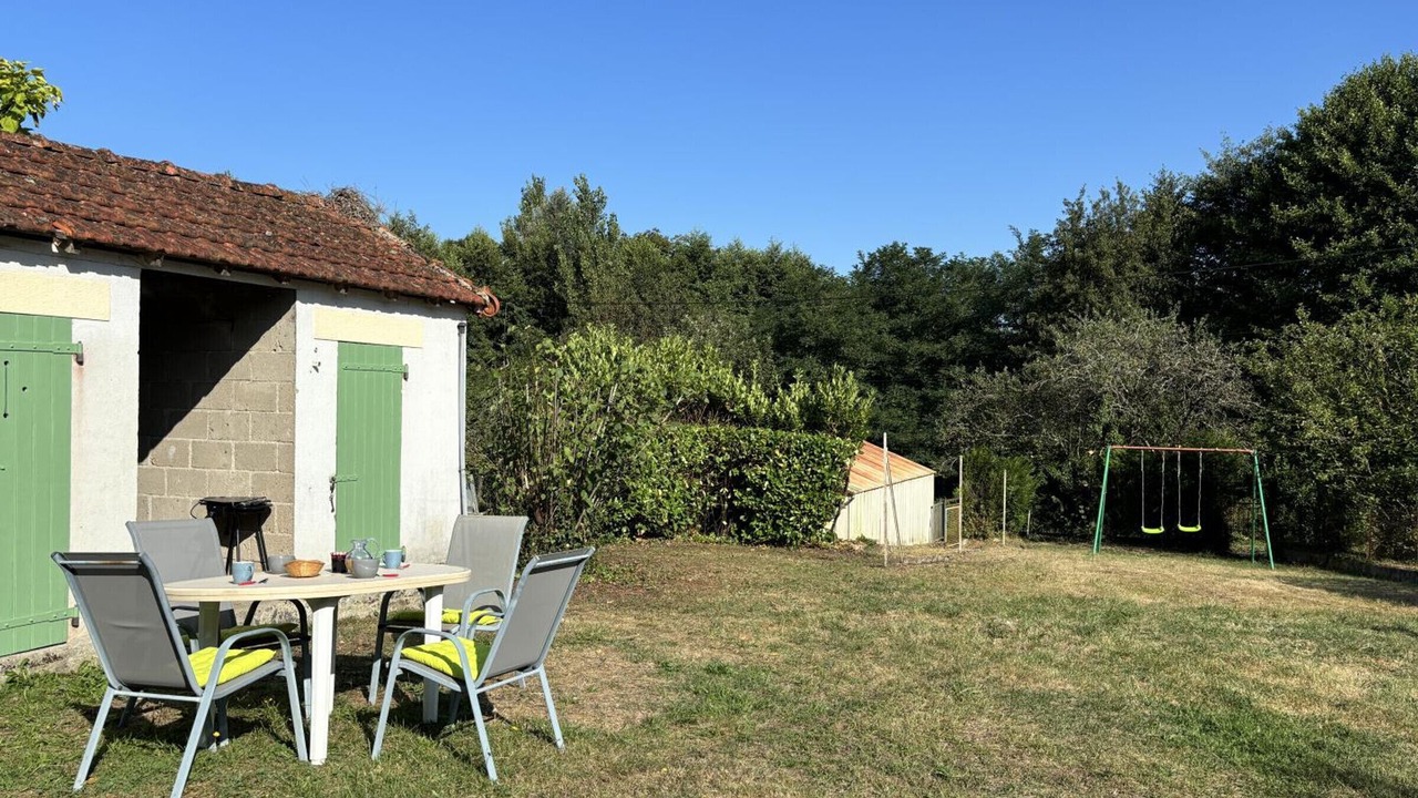 Photo of Outdoor in Diou