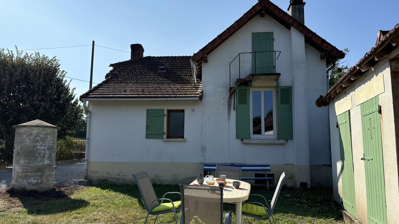 Photo of Outdoor in Diou