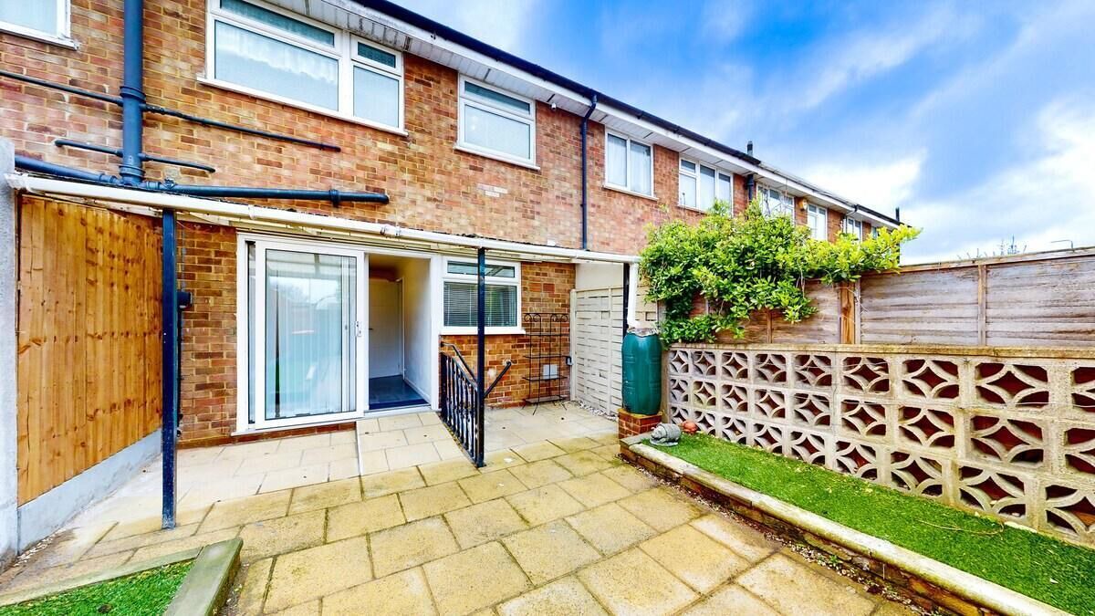 Photo of Patio Balcony in Biddenham