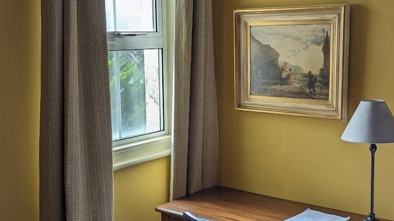 Photo of Bedroom in Lambeth