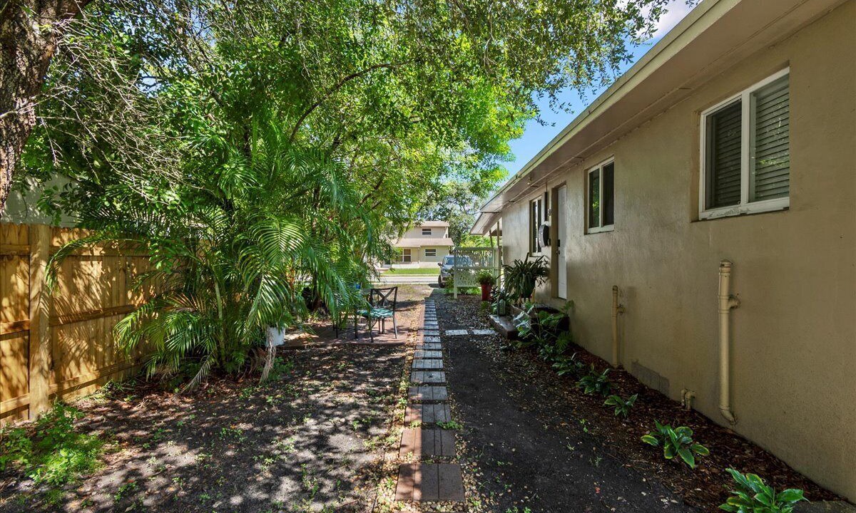 Photo of Outdoor in Oakland Park