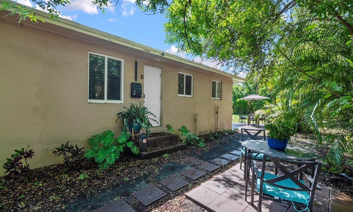 Photo of Outdoor in Oakland Park