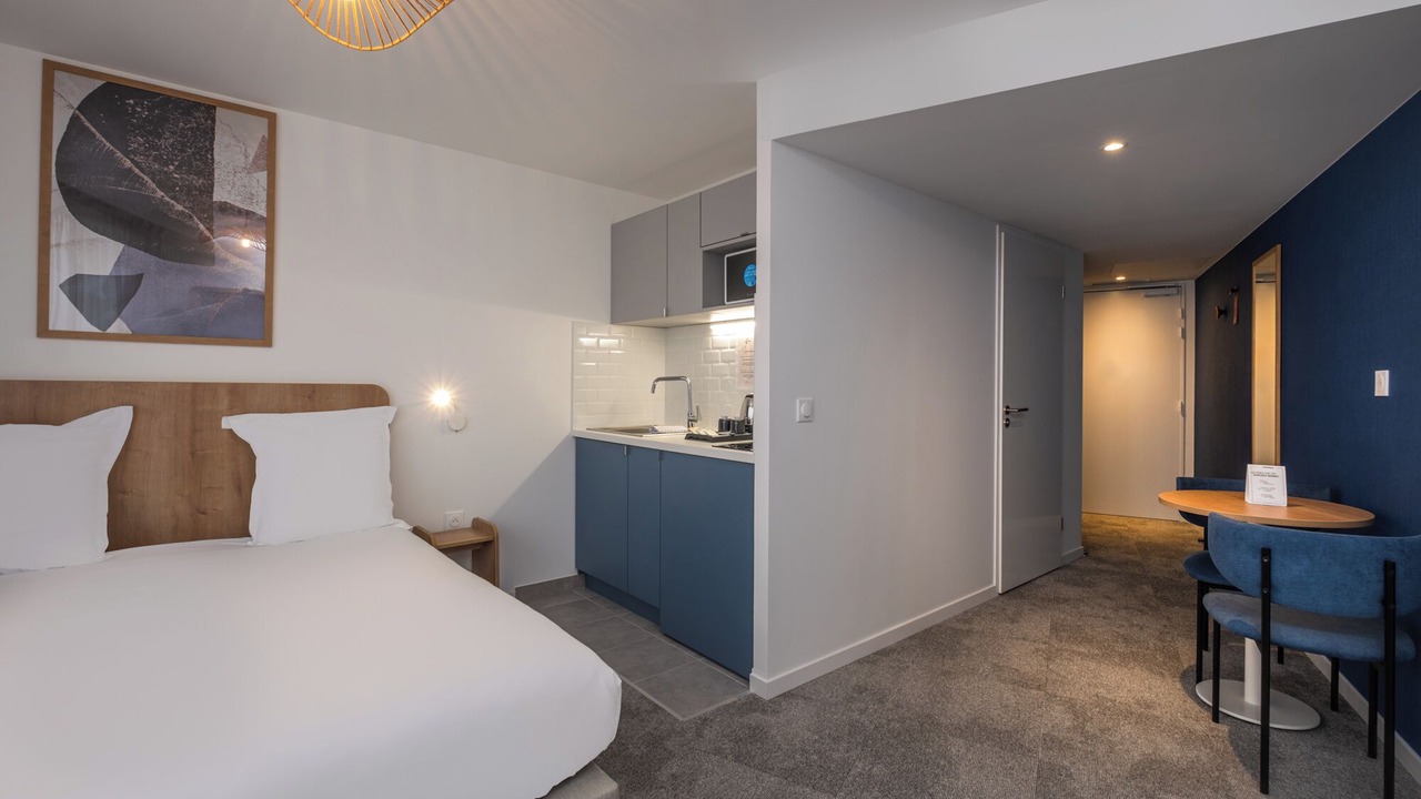 Photo of Bedroom in Villejuif