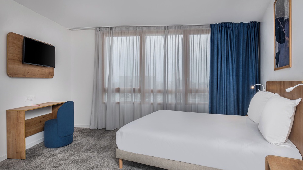Photo of Bedroom in Villejuif