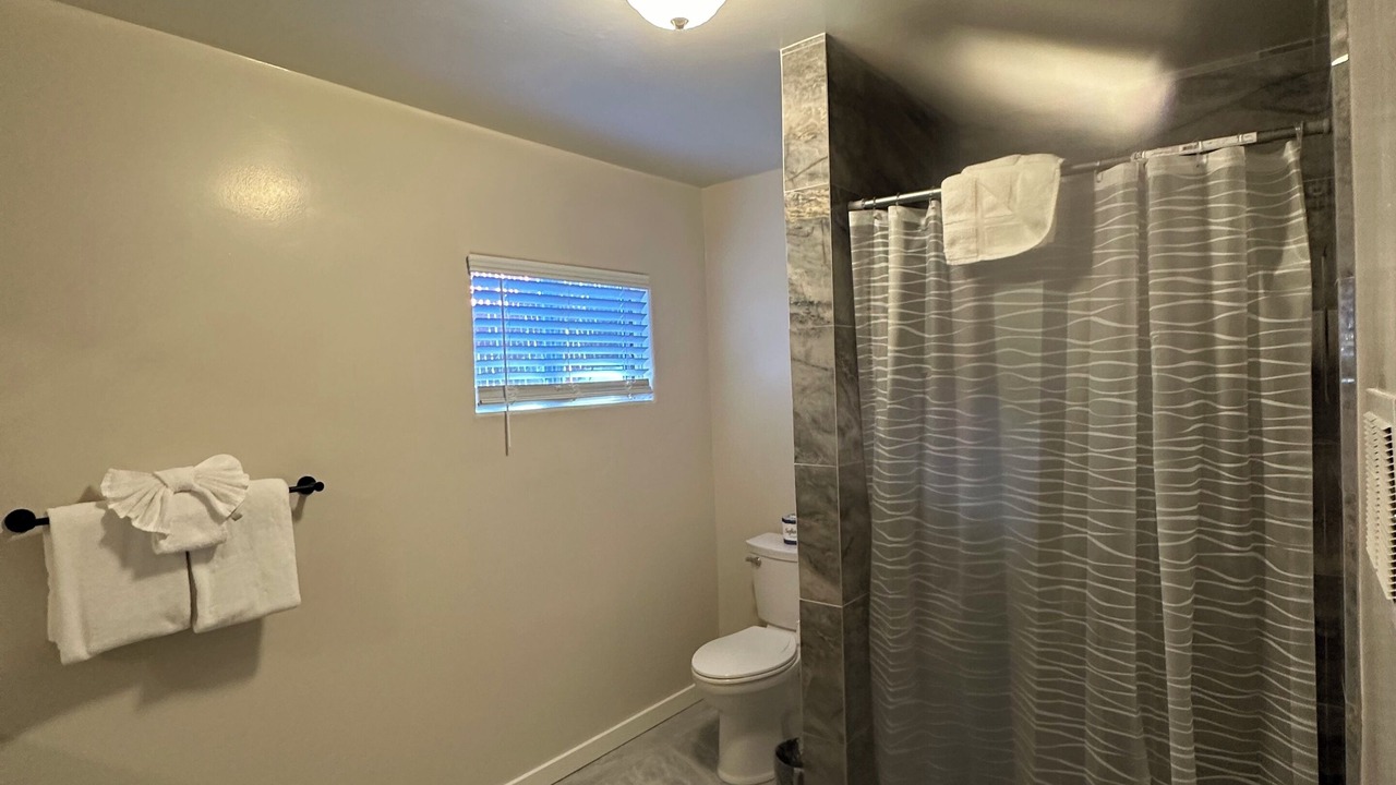 Photo of Bathroom in Lee Vining