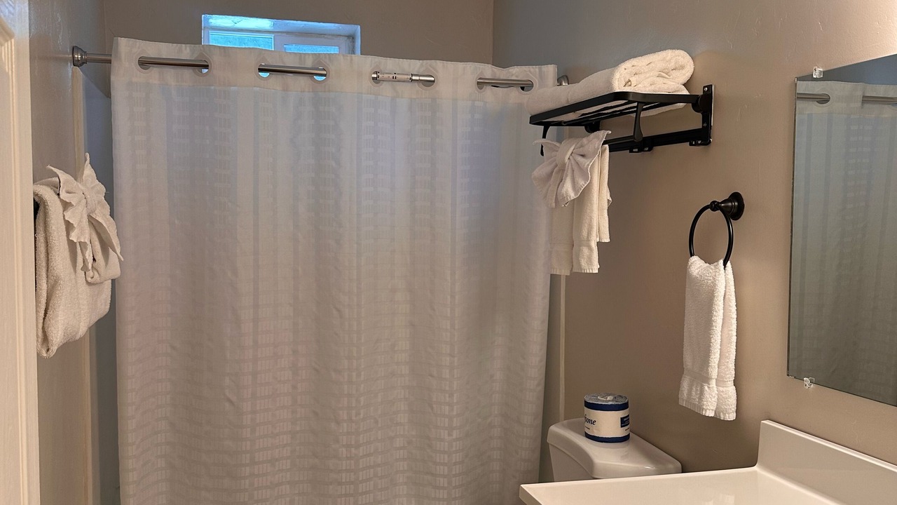 Photo of Bathroom in Lee Vining