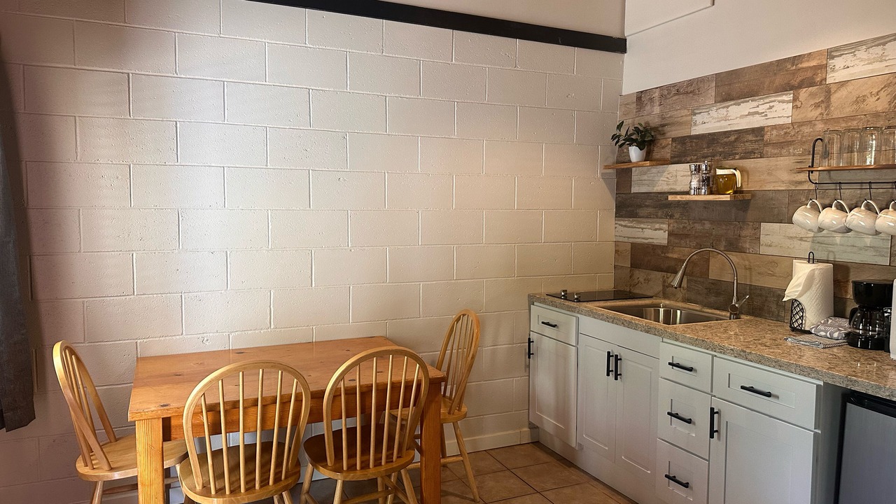 Photo of Bedroom in Lee Vining
