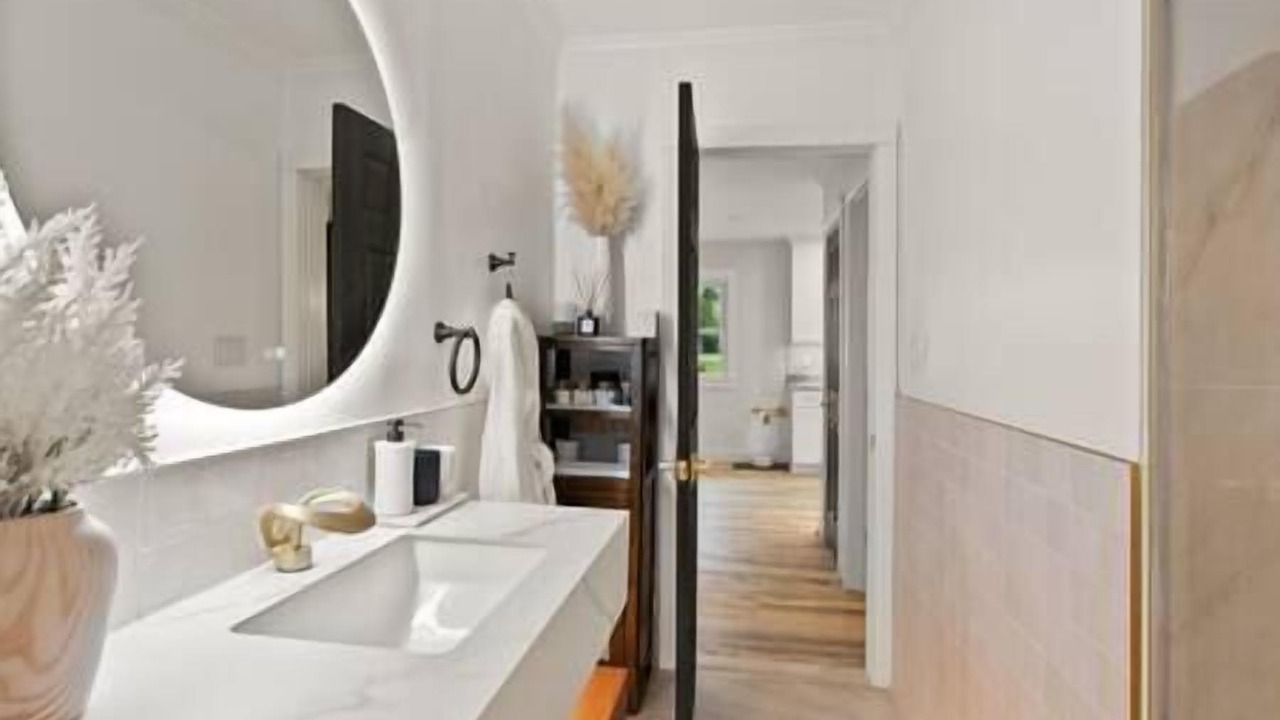 Photo of Bathroom in Oakton