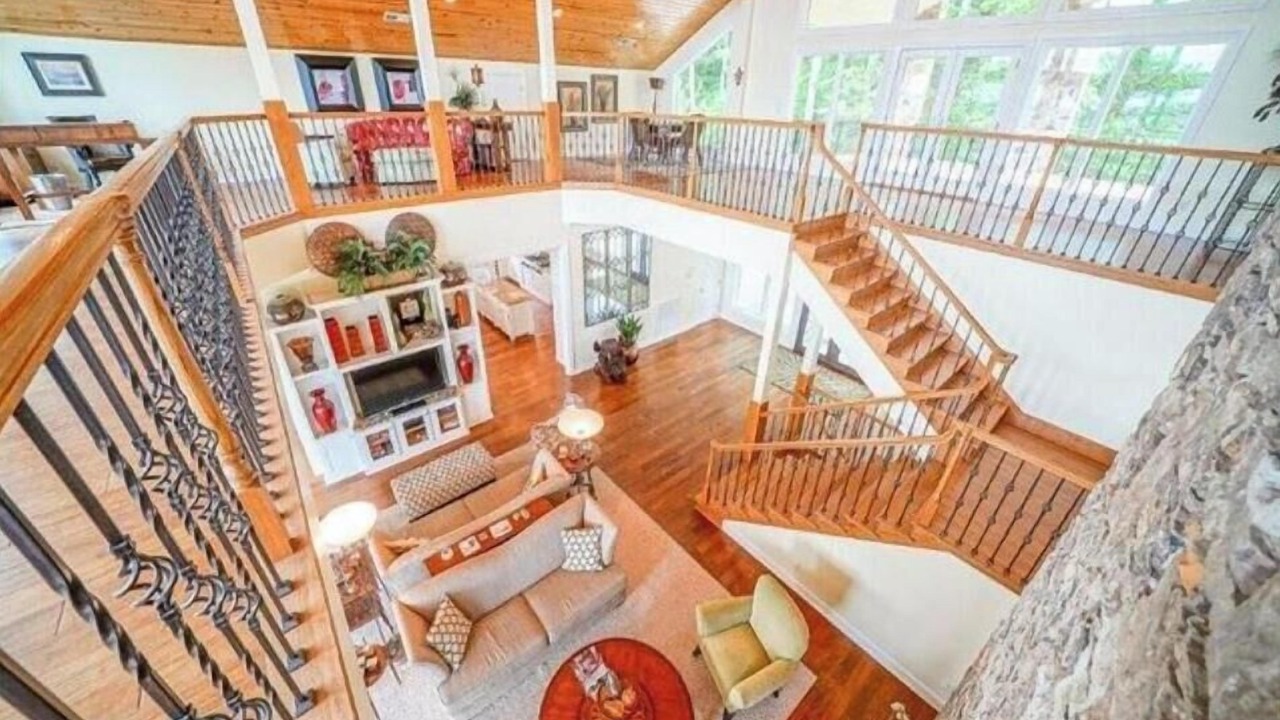 Photo of Livingroom in Quitman