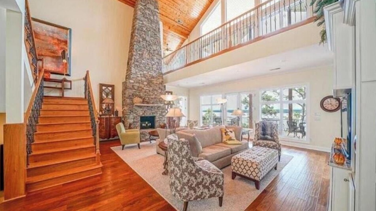 Photo of Livingroom in Quitman
