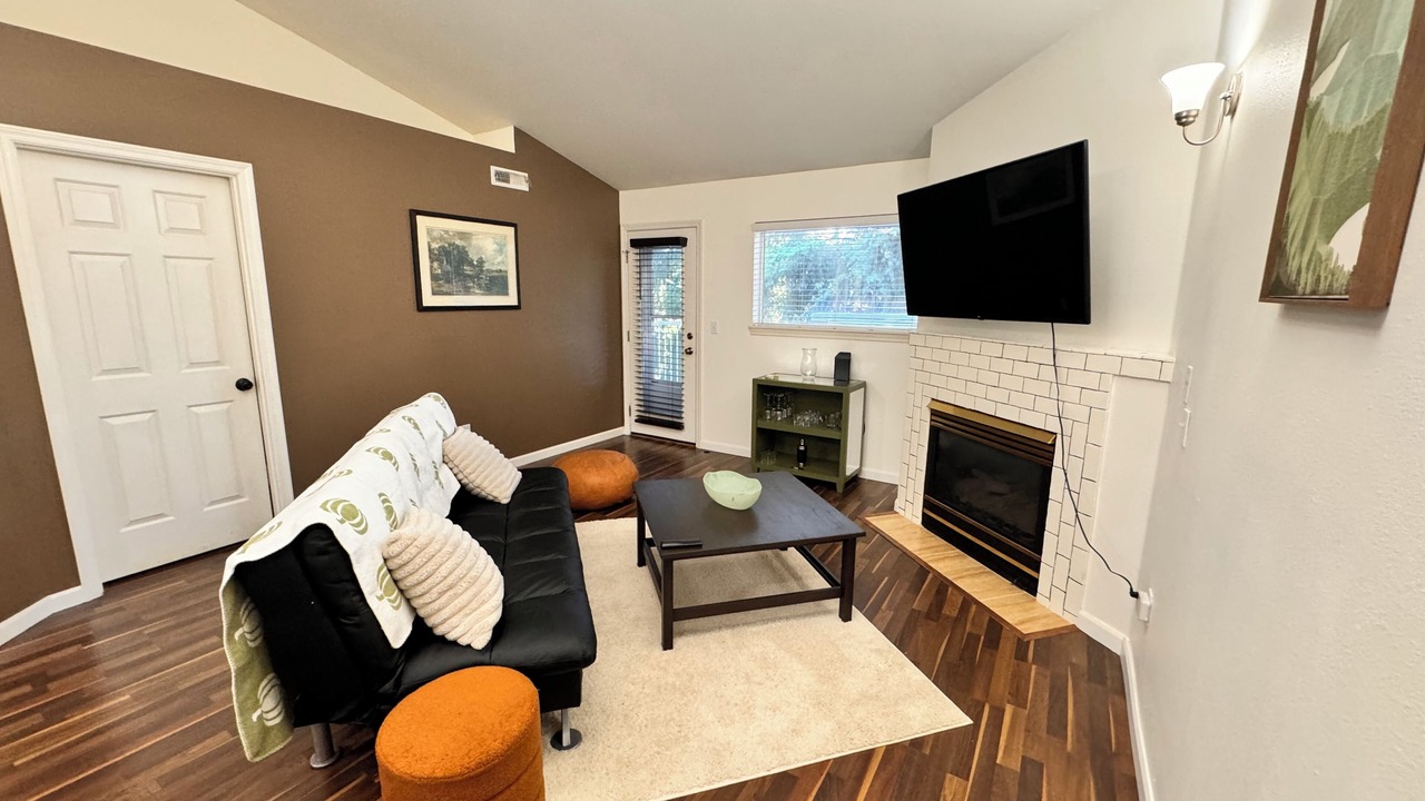 Photo of Others in Holly