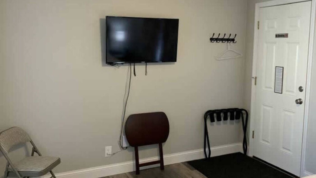 Photo of Bedroom in Ashland