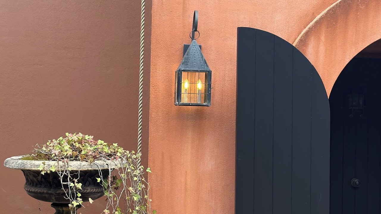 Photo of Outdoor in Red Hill