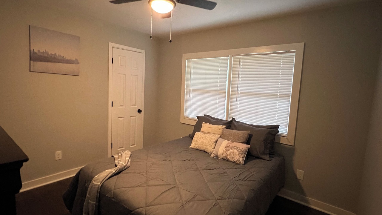 Photo of Others in Ellenwood