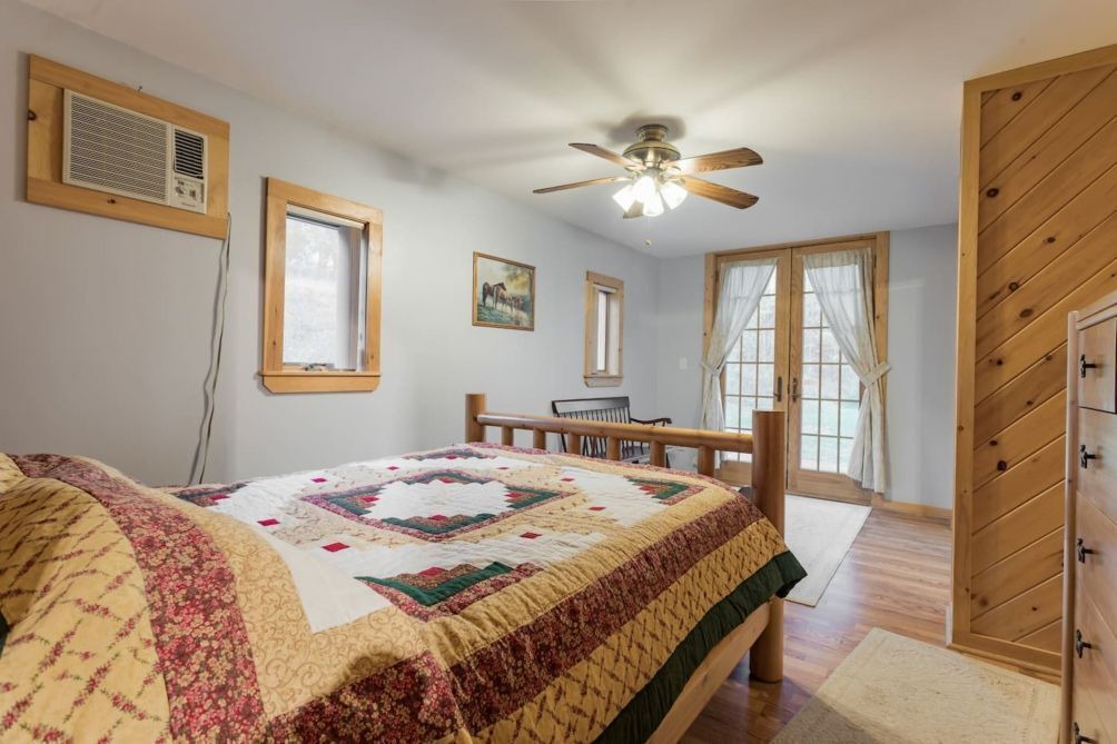 Photo of Others in Hamden