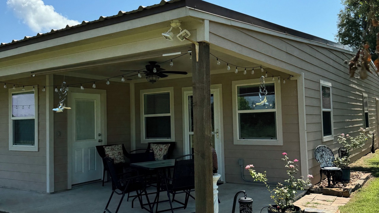Photo of Patio Balcony in Sealy