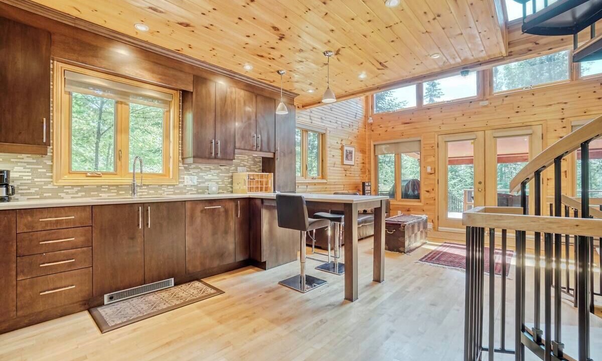 Photo of Kitchen in Val-des-Monts
