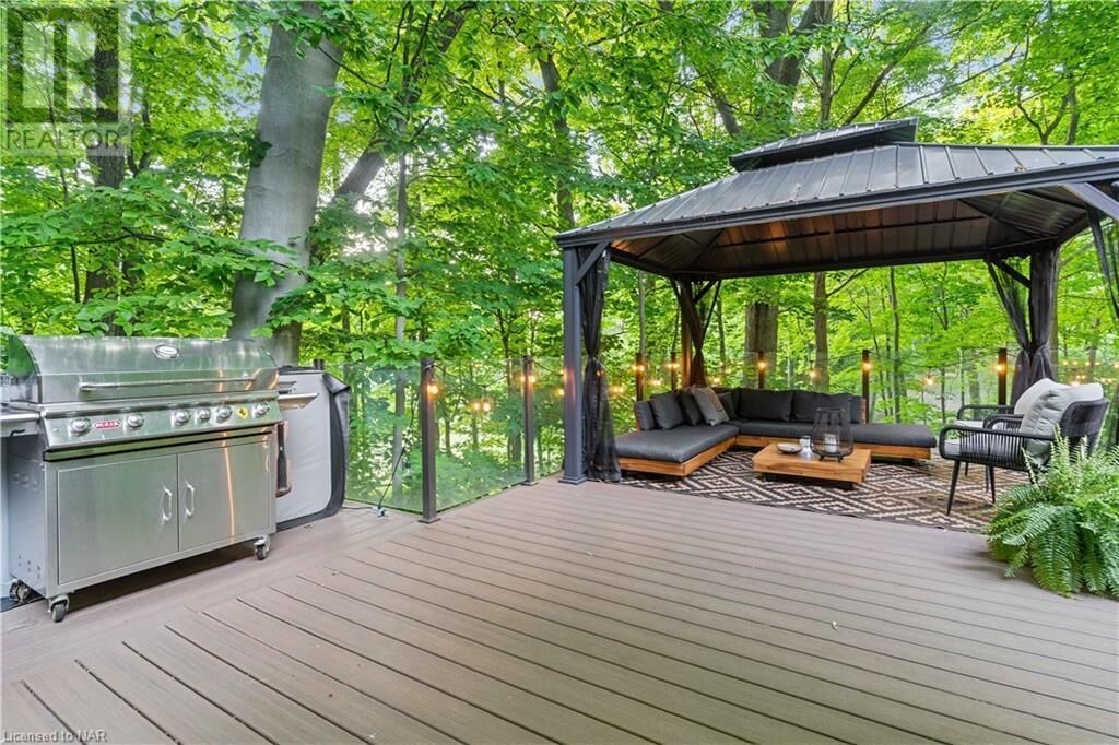 Photo of Outdoor in Pelham