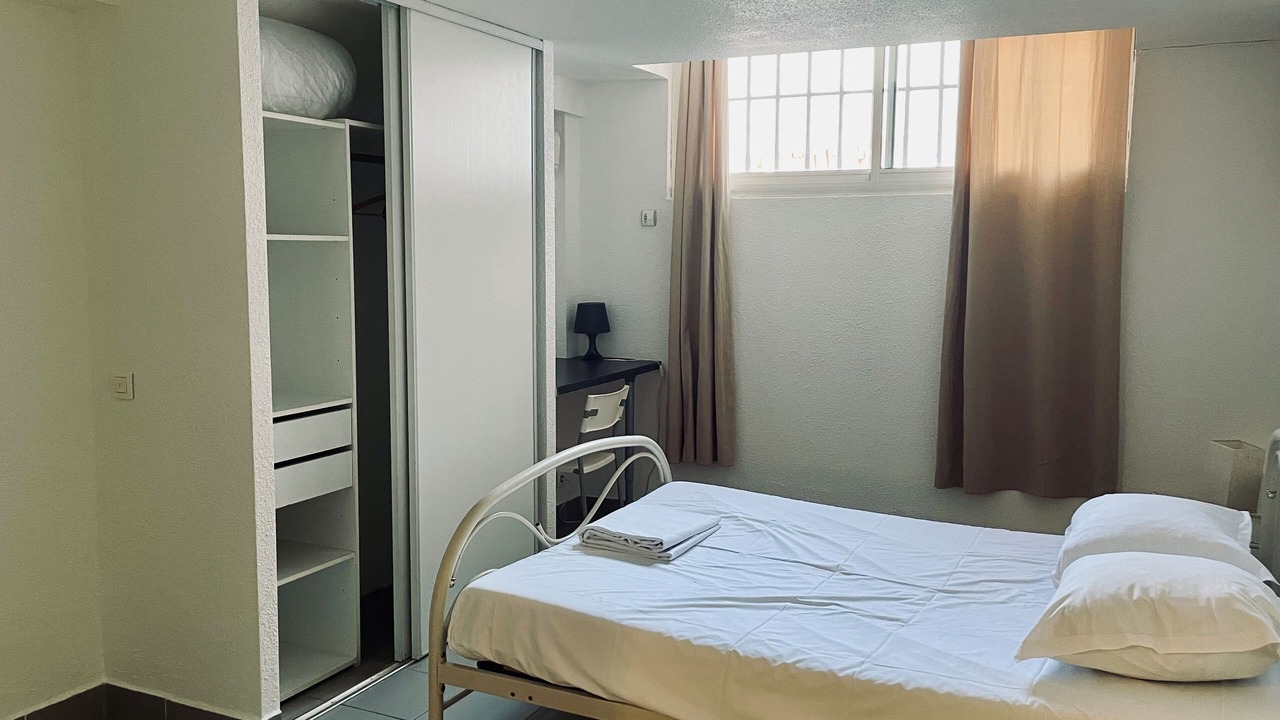 Photo of Bedroom in 8th Arrondissement