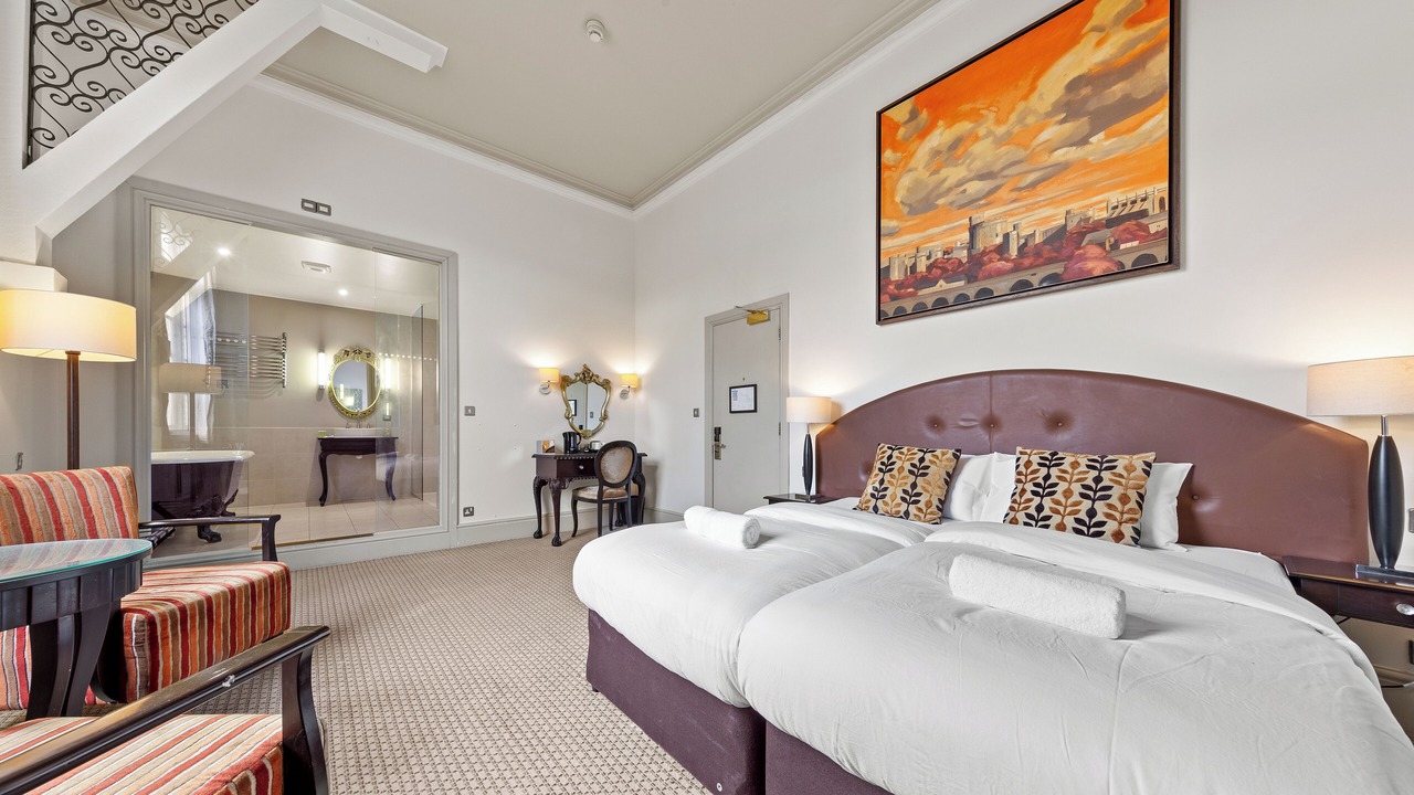 Photo of Bedroom in Windsor City Centre